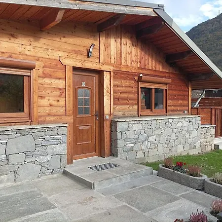 Joli Terrasse Et Jardinet Horská chata